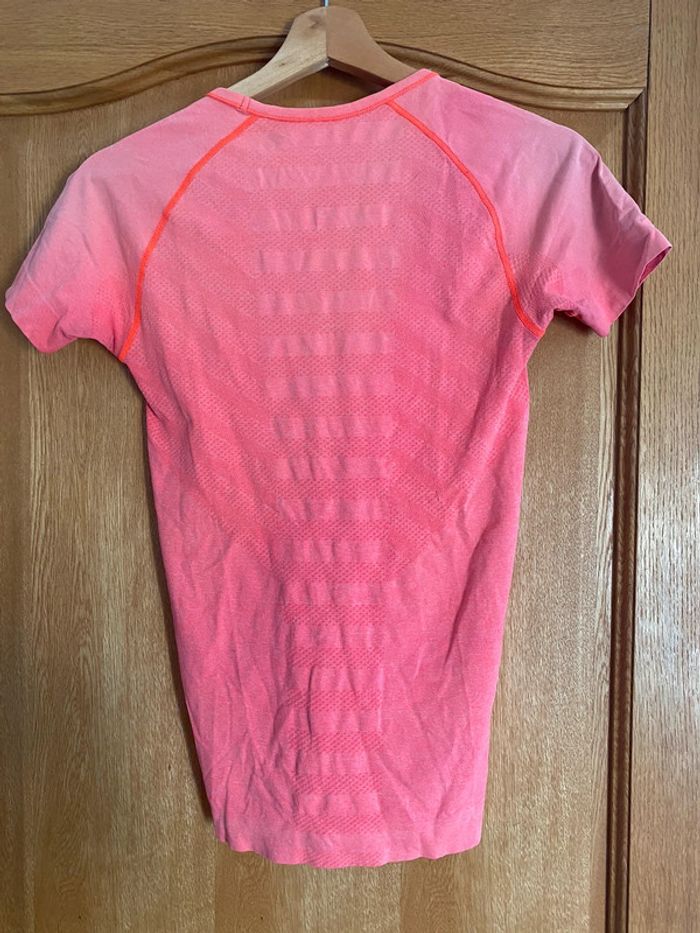 T-shirt sport moulant protouch - photo numéro 2