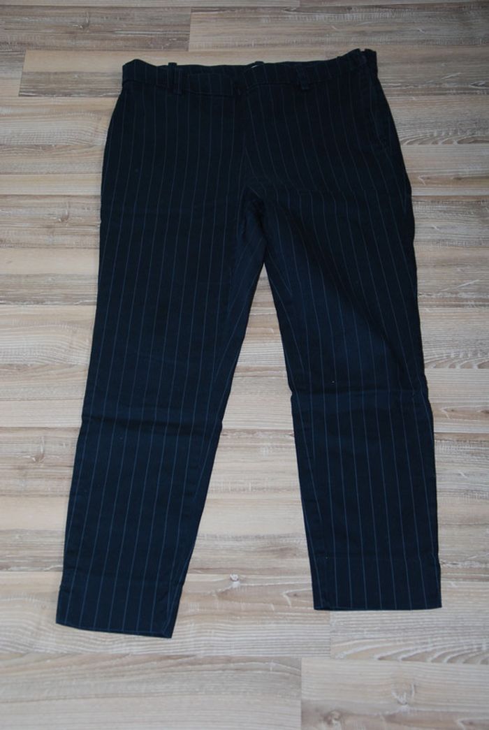 Pantalon pantacourt cigarette bleu à pince H&M femme 40