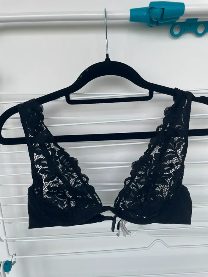 Soutien gorge en dentelle etam - photo numéro 2