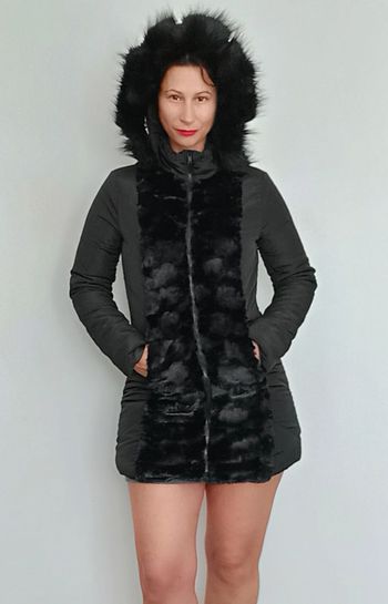 Doudoune capuche et fourrure neuve