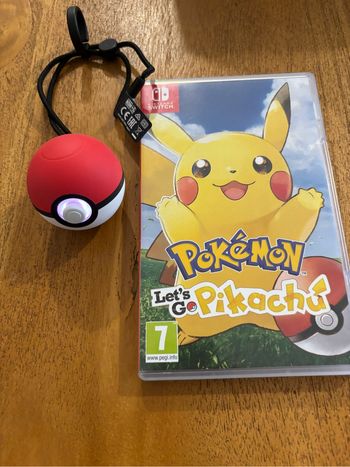 Pokemon  lets go pikachu + pokeball switch officielle