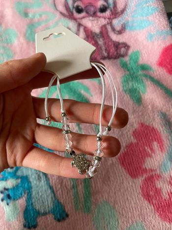Bracelet blanc réglable tortue