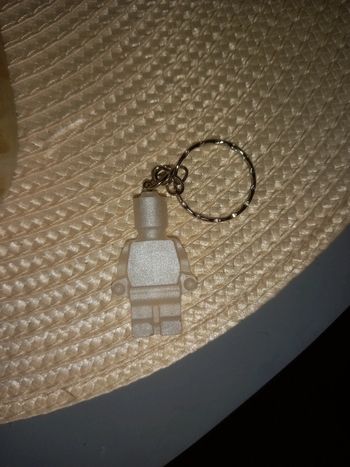 Porte clé lego blanc résine epoxy