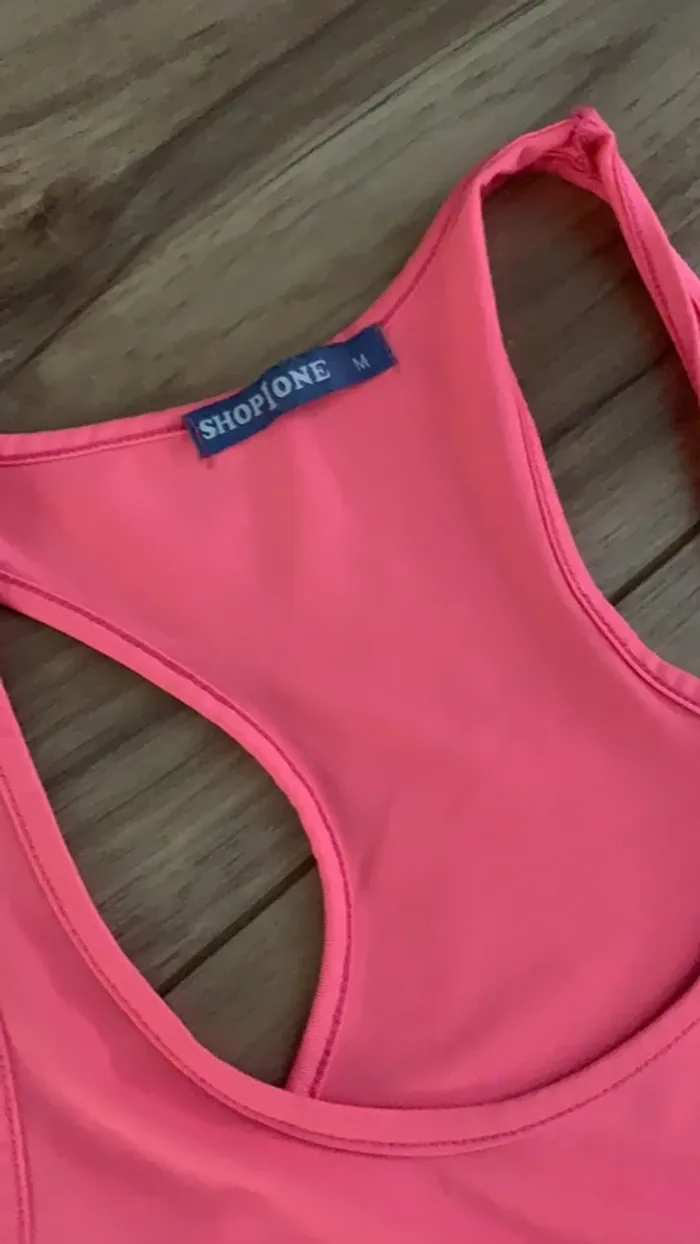 Débardeur rose fluo - photo numéro 2