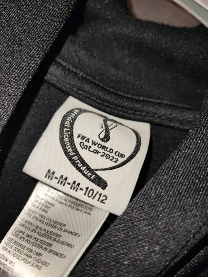 Sweat à capuche Quatar taille 10/12 ans - photo numéro 3