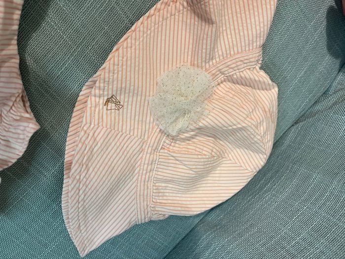 Barboteuse et chapeau 12 mois - photo numéro 2