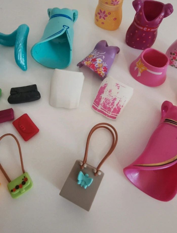 Playmobil lot vrac robe sac tablier jupe - photo numéro 3