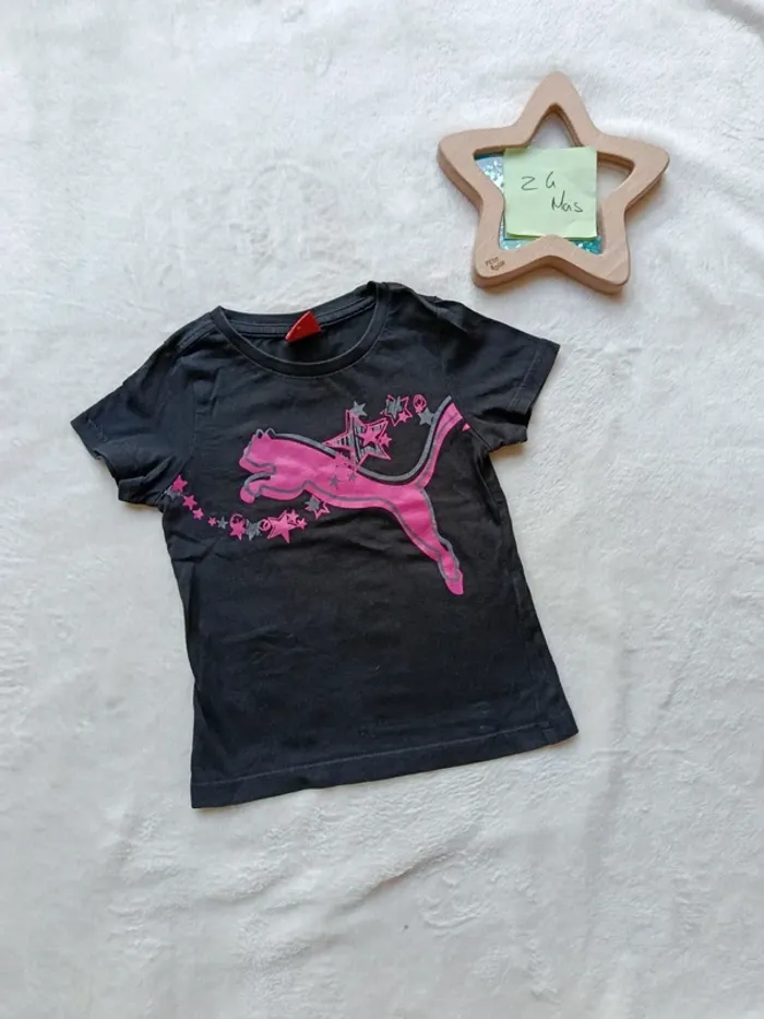 T-shirt noir Puma Taille 24 mois