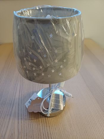 Lampe étoilée neuve Ostaria les minis