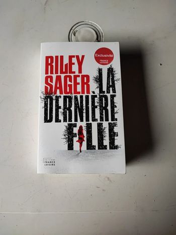 Livre la dernière fille