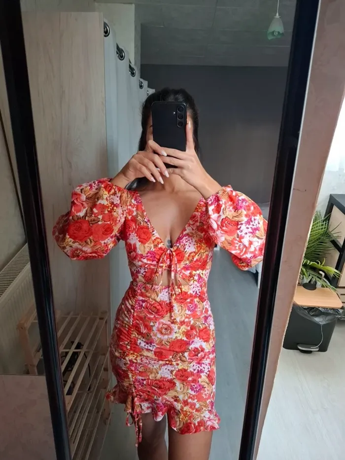 Robe fleurie Shein S - photo numéro 3