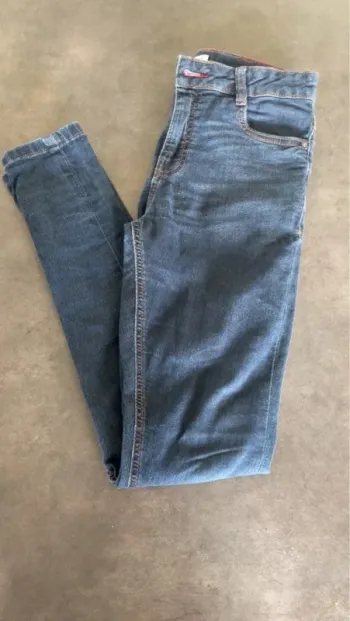 Jeans Taille 14 ans