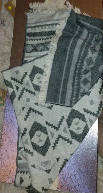 Écharpe double face
