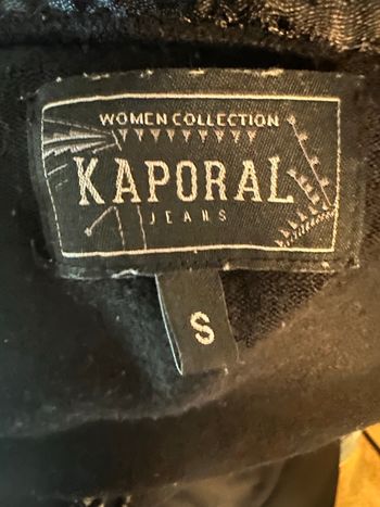 Pull col V Kaporal noir en TBE