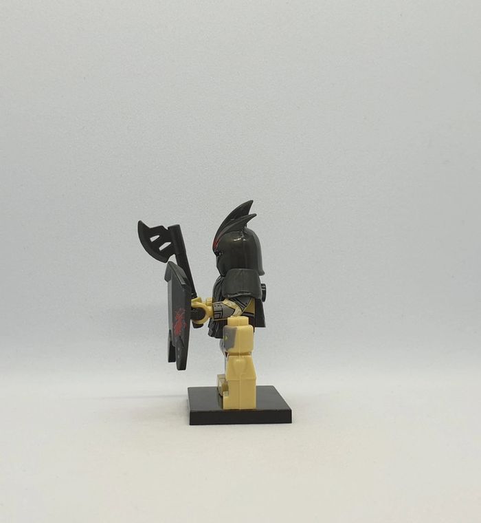 💍 Figurine Le Seigneur des Anneaux - Uruk-Hai - (Style Lego) 💍 - photo numéro 2