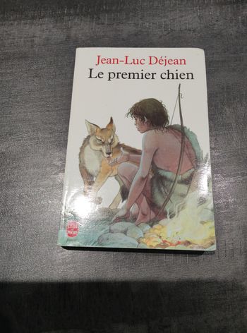 Le premier chien
