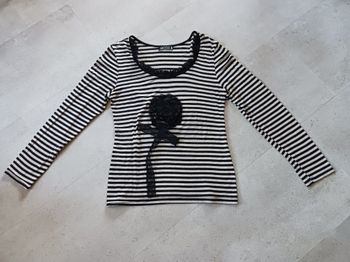 Top manches longues noir et doré avec motif en dentelle taille unique Occo neuf