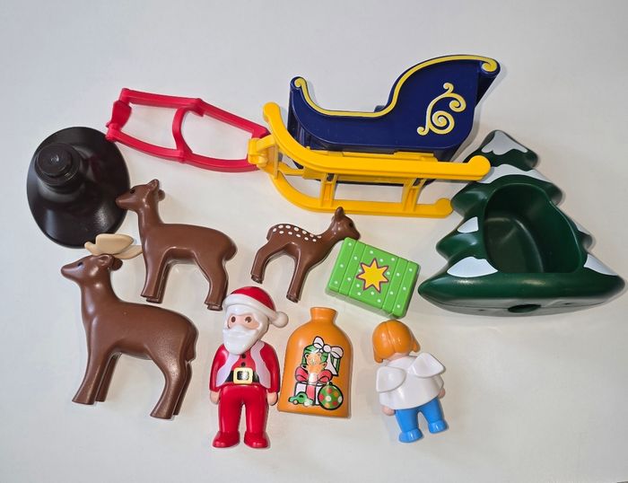 123 playmobil père Noël 6787 complet - photo numéro 3