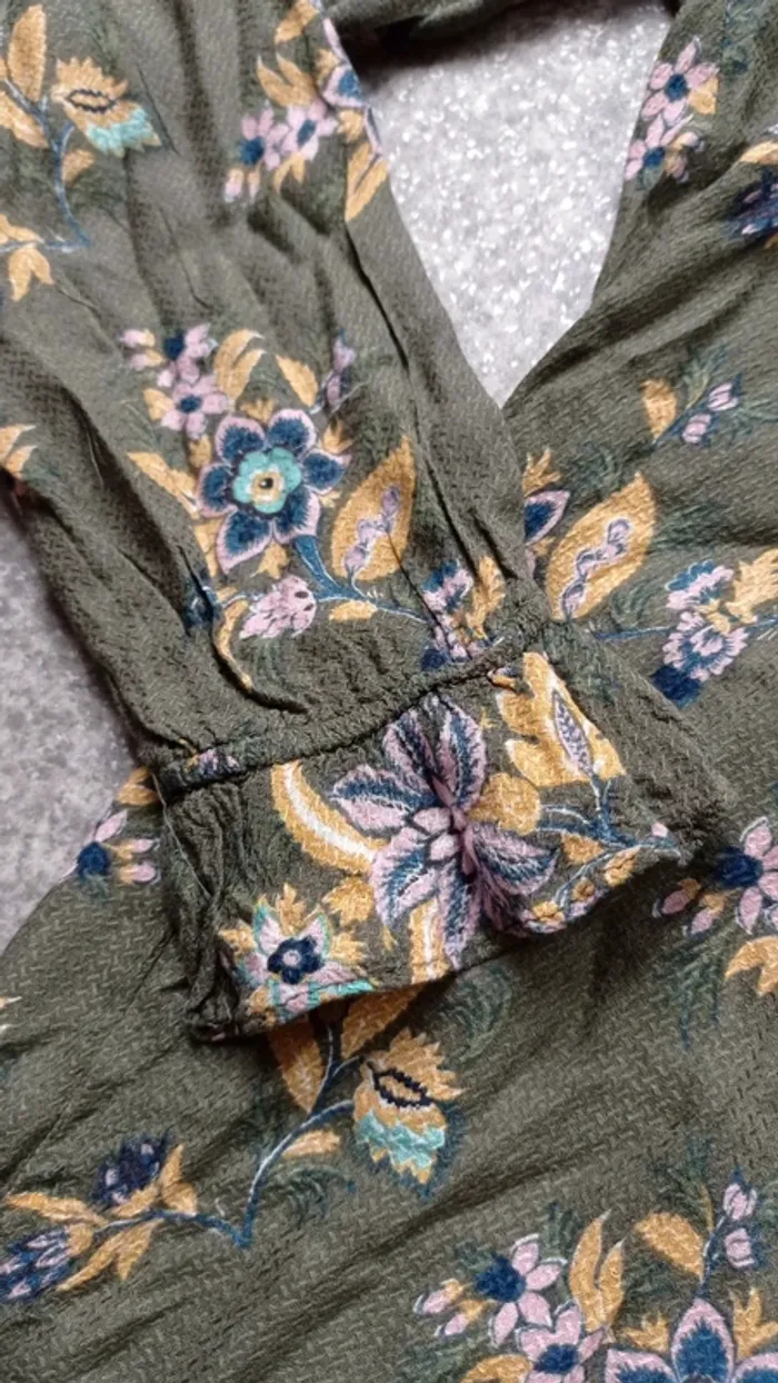 Promod blouse manches longues
Taille 36
Très bon état - photo numéro 7