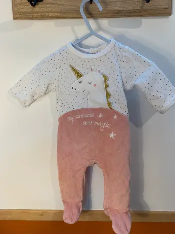 Pyjama en velours Gémo blanc et rose