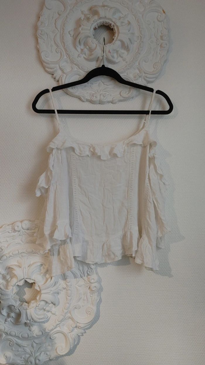 Top blanc bretelles en tissu léger coton en bon état