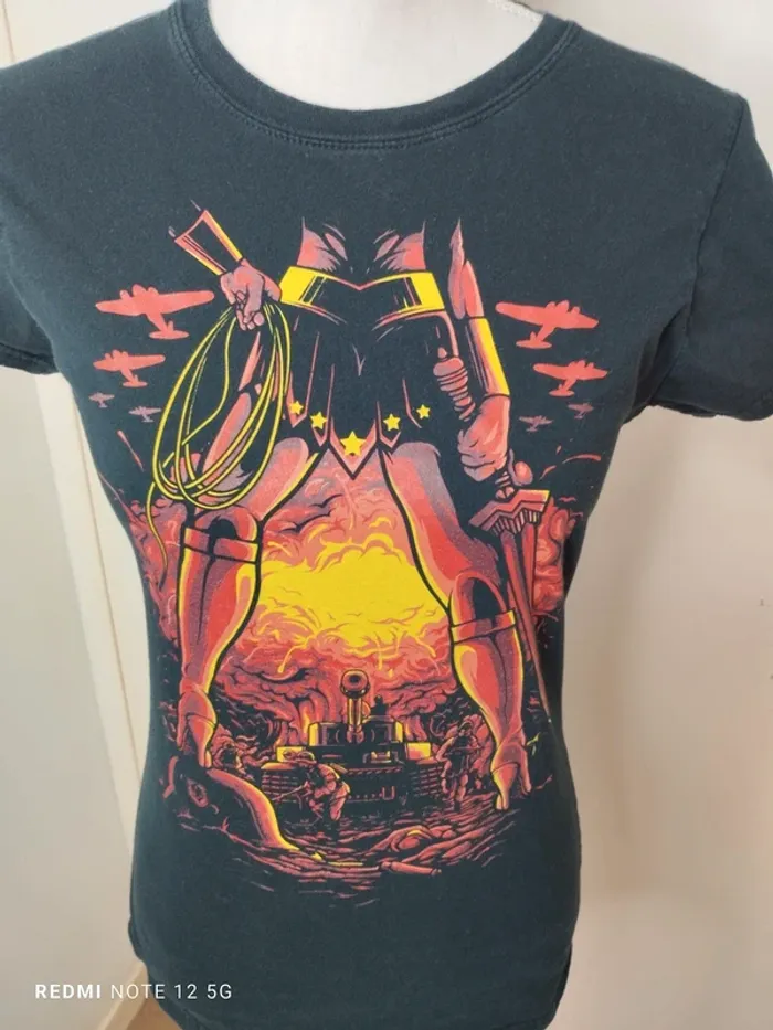 Maillot Wonder woman taille S - photo numéro 2