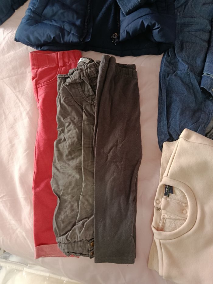 Lot vêtements fille 18 mois - photo numéro 7
