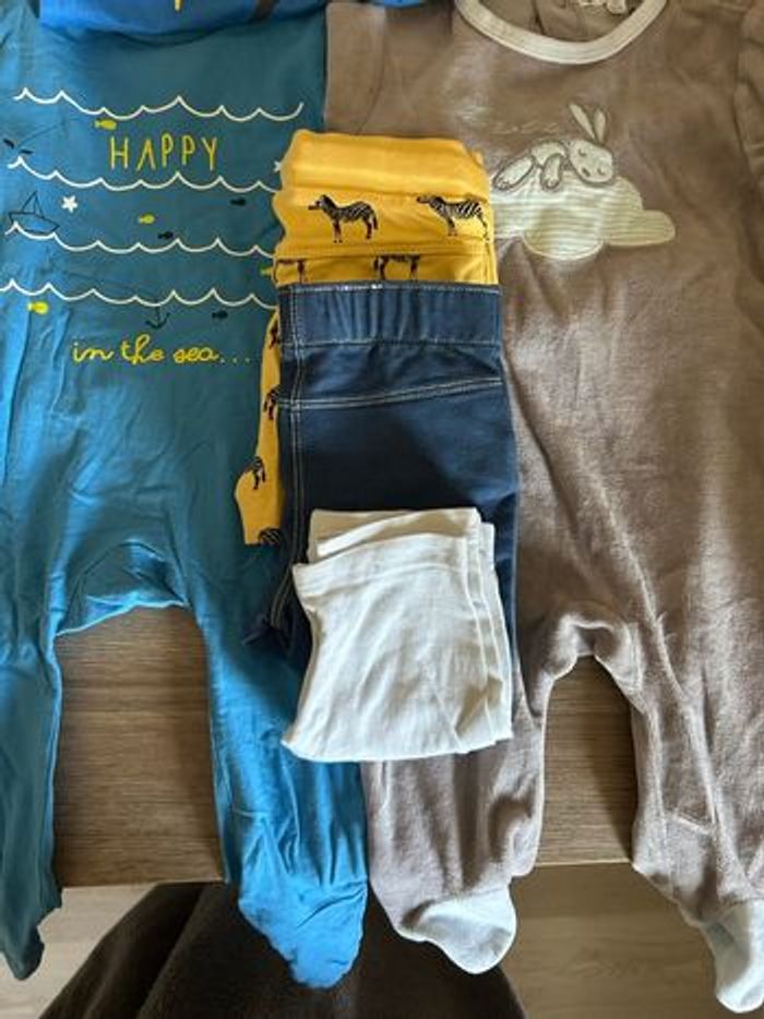 Lot vêtement bébé garçon 6 mois - photo numéro 4