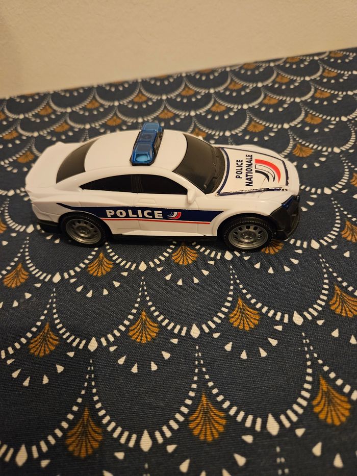 Lot de 3 vehicules police pompiers et samu - photo numéro 8