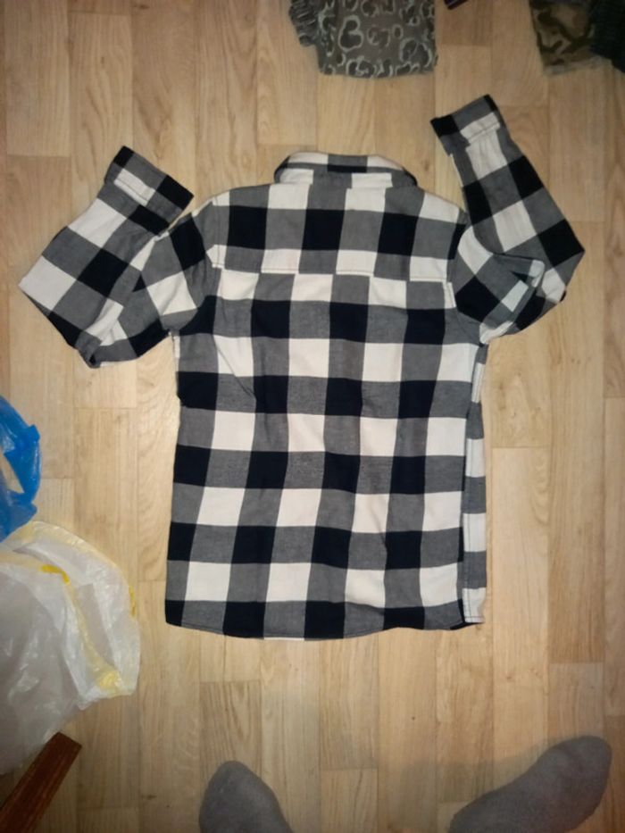 Chemise en excellent état - photo numéro 5