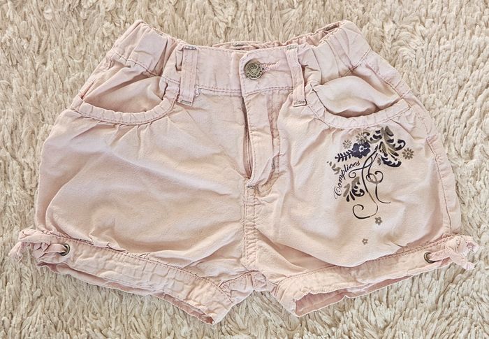 Short 3 ans