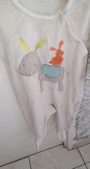Lot 3 pyjamas 12 mois
