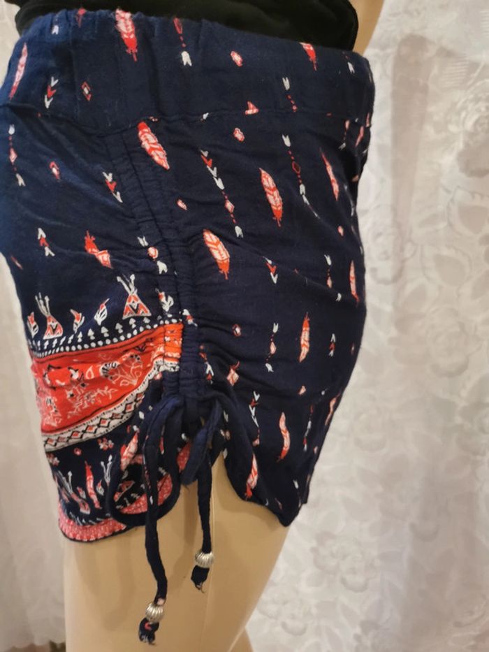 Short fluide. Bleu. Corail. Blanc imprimé Taille 36 - photo numéro 4