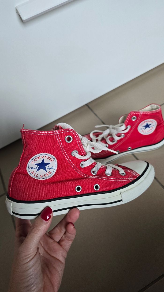 Converse Chuck Taylor pointure 33