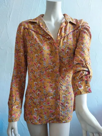 Chemisier à motifs fleuris Taille 36