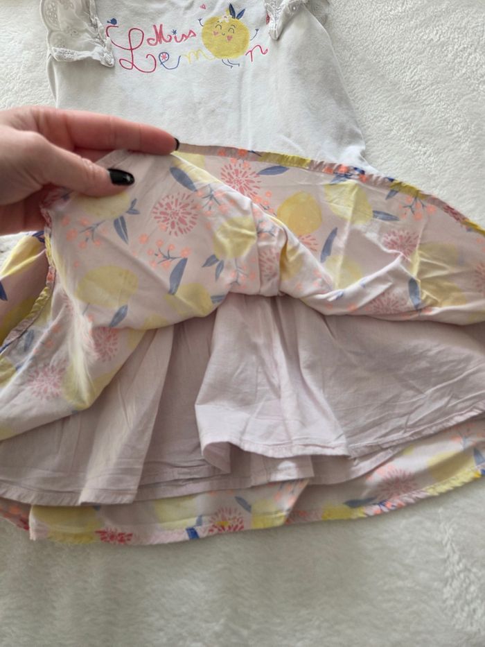 Robe - photo numéro 3