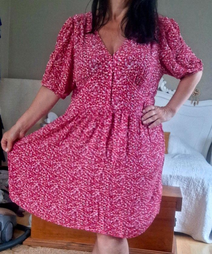 Robe Kiabi taille 46-48 - photo numéro 3