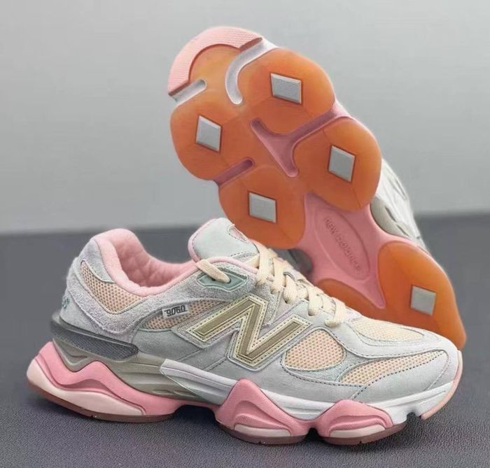 New Balance 9060 taille 37 - photo numéro 4