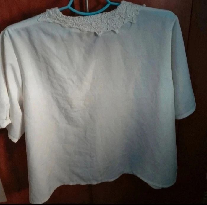 Chemise blanc cassé a dentelle femme - photo numéro 6