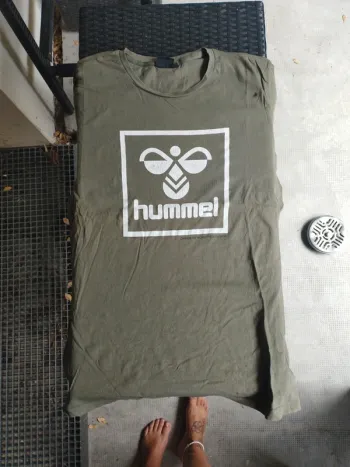 Tee shirt