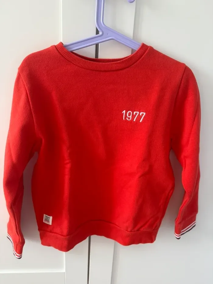 Sweat Cyrillus 6 ans rouge
