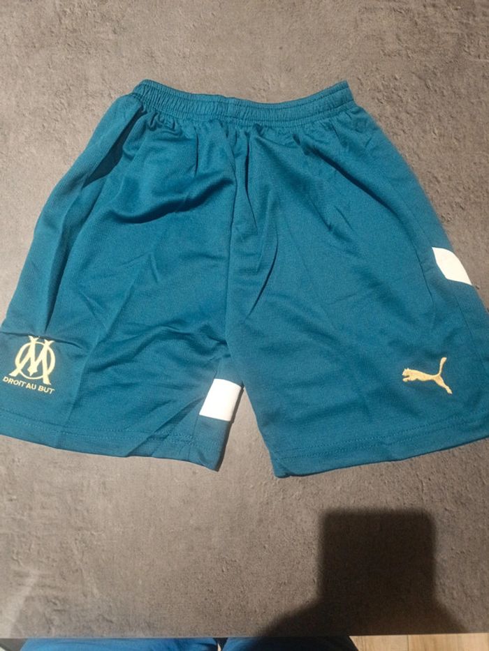 Tenue foot olympique de Marseille bleu. T.26 - photo numéro 3