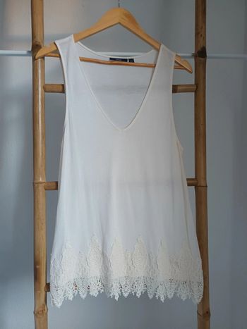 Débardeur écru avec dentelle taille L