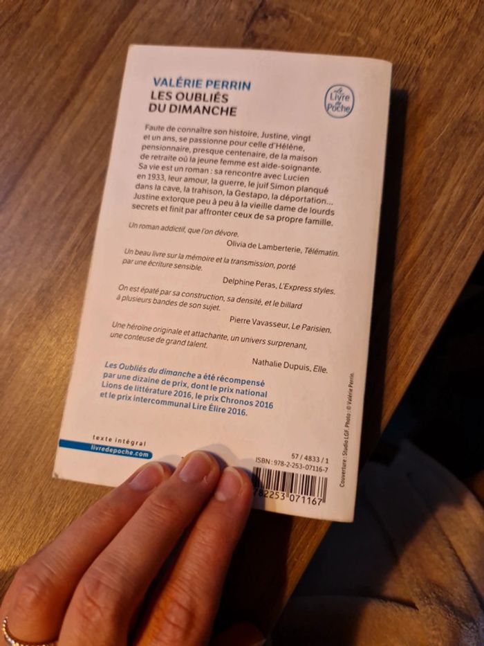 Valerie perrin les oubliés du dimanche - photo numéro 2
