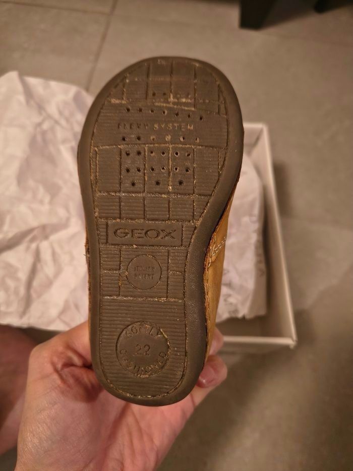 Chaussures Geox camel  t.22 - photo numéro 7