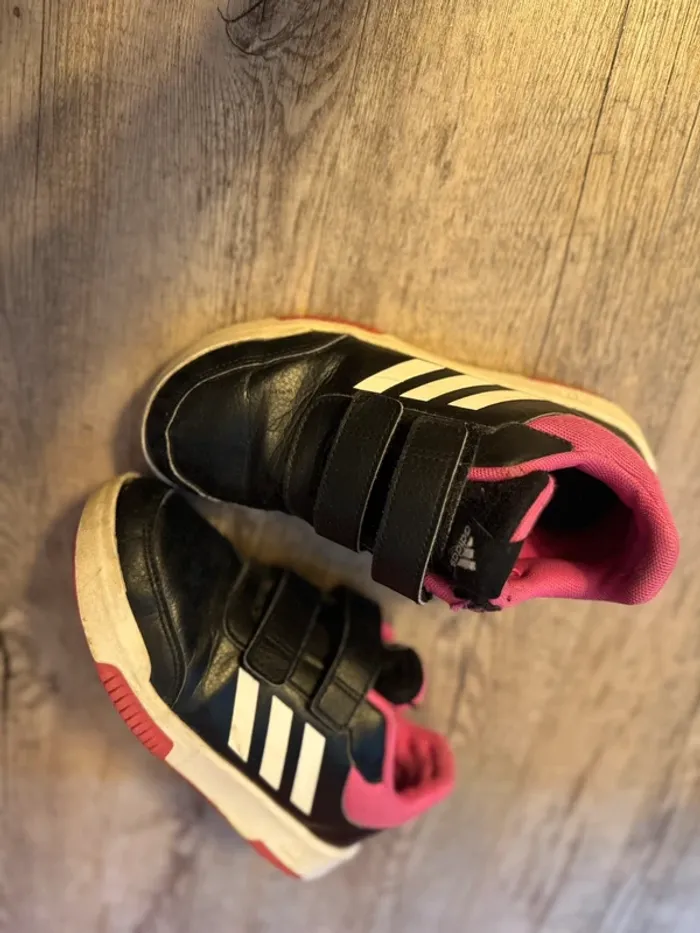Basket adidas 32