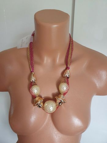 Collier avec grosses perles nacré blanc neuf