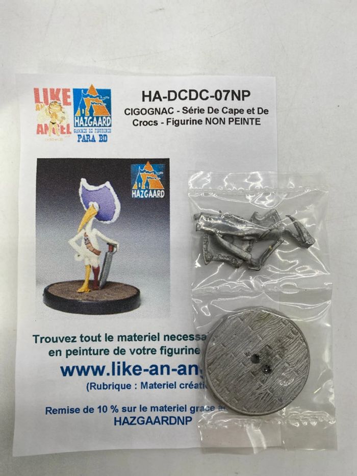 Figurine Cigognac de cape et de crocs