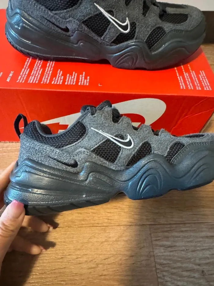 Baskets sneakers Nike tech hera - photo numéro 4