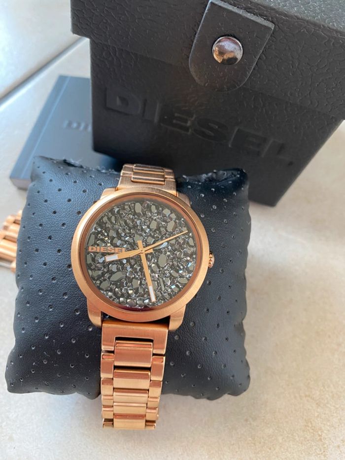 Montre femme cuivre Diesel - photo numéro 2